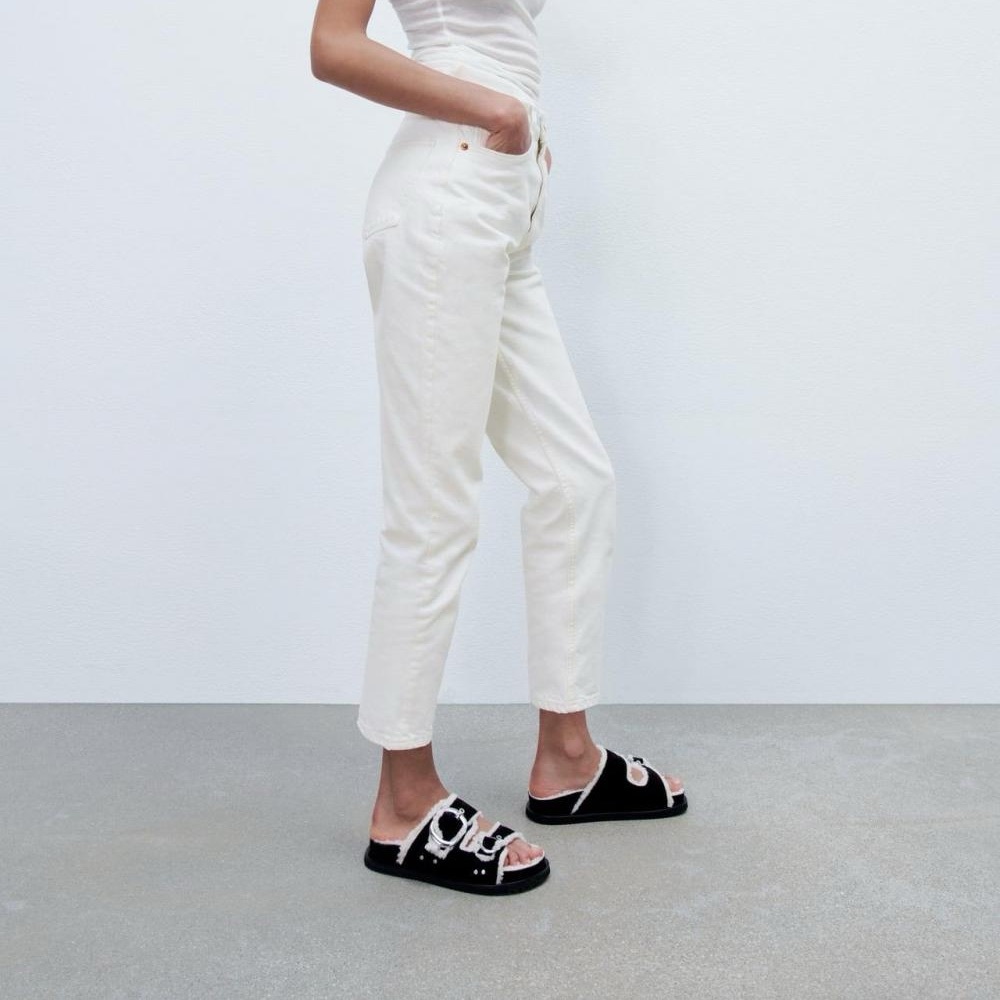 Zara, size and 10 ivory/white mom jeans, ankle length, so stretch